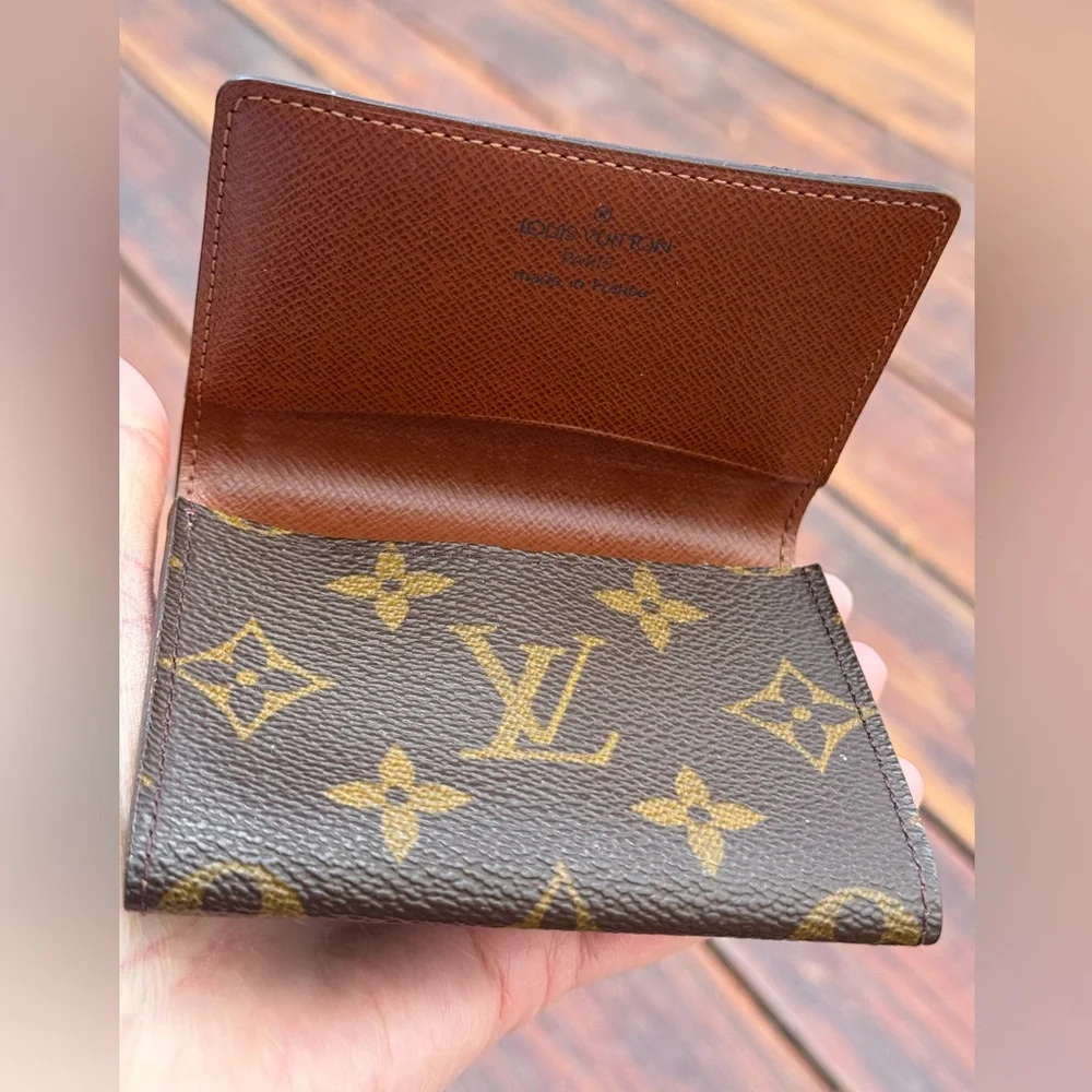 Louis Vuitton Men’s Business Card Wallet Case Monogram Canvas